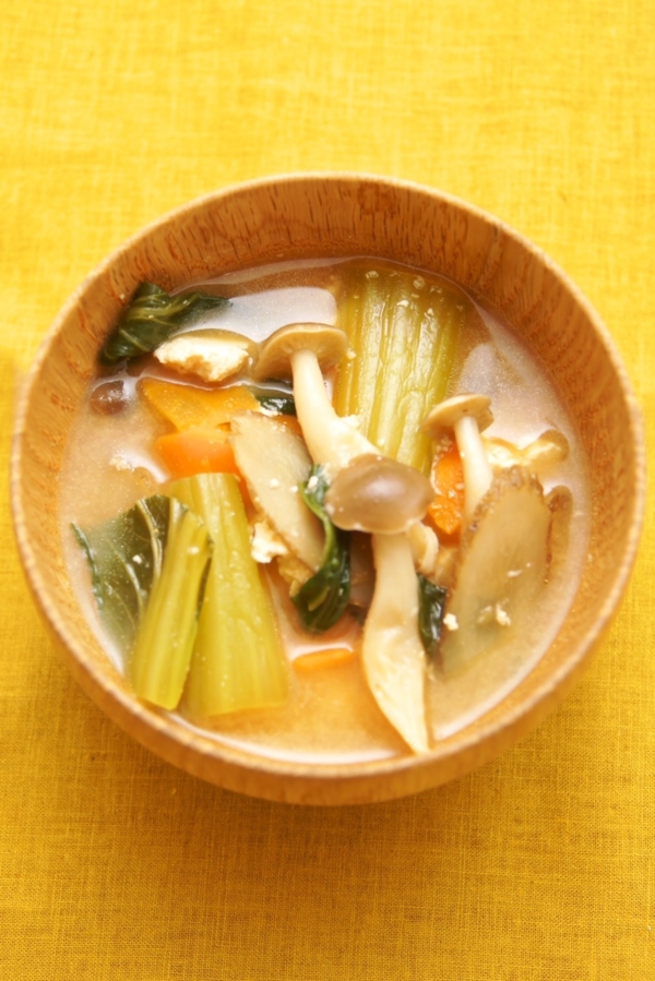 炒り豆腐とごぼうのごま味噌汁の画像
