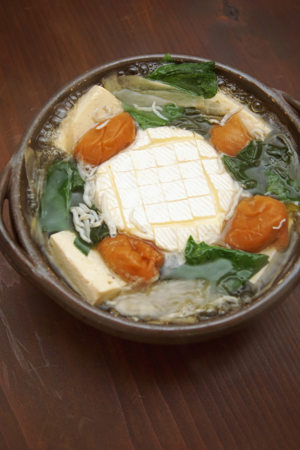 冬野菜としらす梅チーズの小鍋の画像